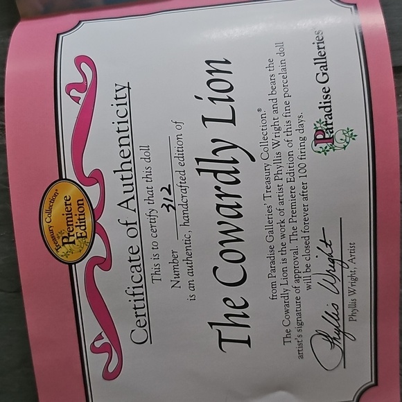 Wizard of Oz The Cowardly Lion Porcelain Doll Paradise Galleries - Picture 4 of 15